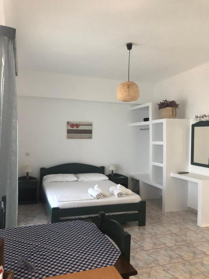 Aparthotel Meltemi Tinos Agios Romanos Esterno foto