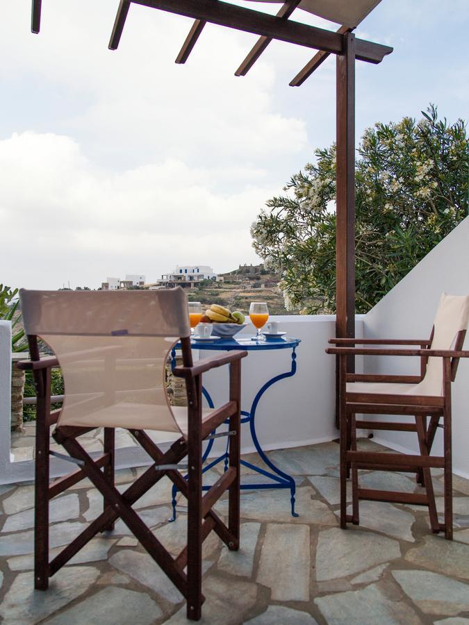 Aparthotel Meltemi Tinos Agios Romanos Esterno foto
