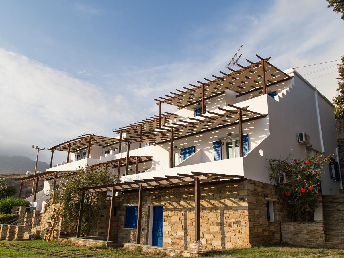 Aparthotel Meltemi Tinos Agios Romanos Esterno foto
